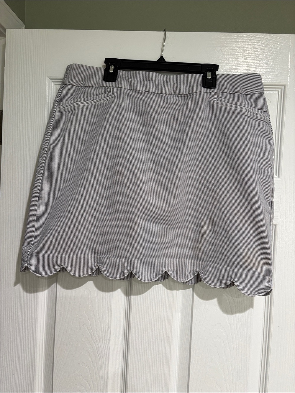 Women’s Scalloped Hem Mini Skirt/Skort - Light Gray pinstripe.